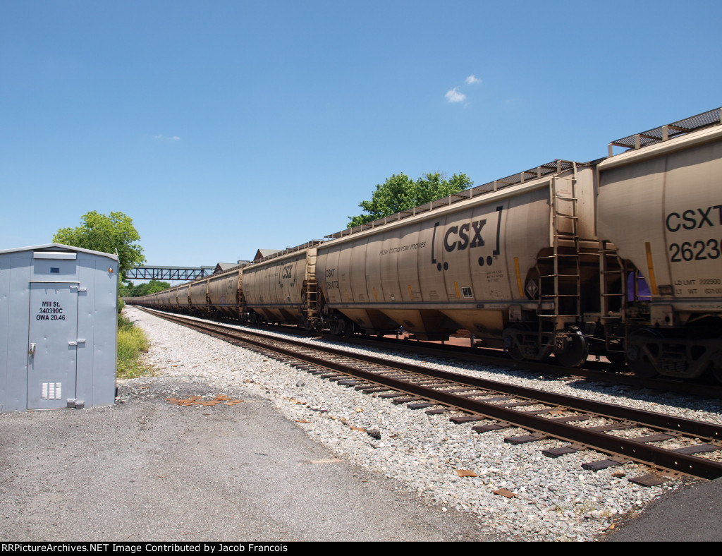 CSXT 261072